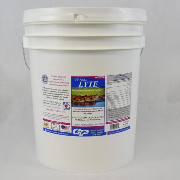 A white bucket of SU-PER Gateway Lyte Powder on a white background.