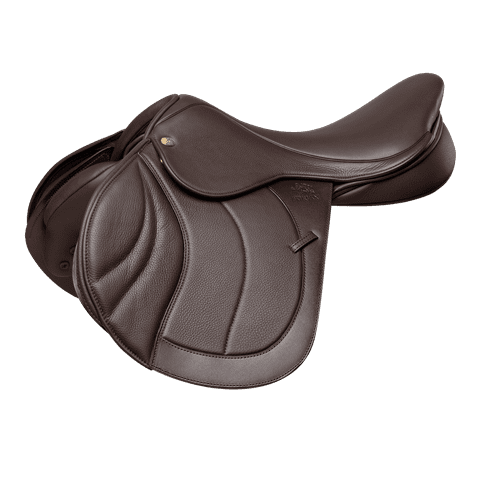 A Fairfax Classic Deluxe Dual Flap Jump saddle on a white background.