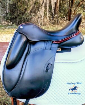 Patrick Leggero Dressage 18" / MW - UC309
