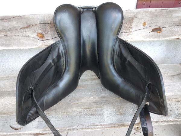 Patrick Leggero Monoflap Dressage / 17.5" - UC327 - Image 3
