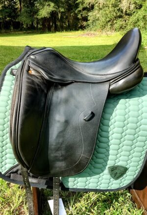 Ryder Panamera Dressage - Dual Flap - UC370